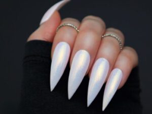 Coffin Vs Stiletto Nails Differences And When To Wear Them